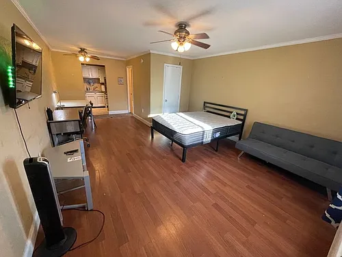 405 Dunwoody St #3 Photo 1