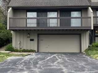 1046 Florimond Dr, Elgin, IL 60123