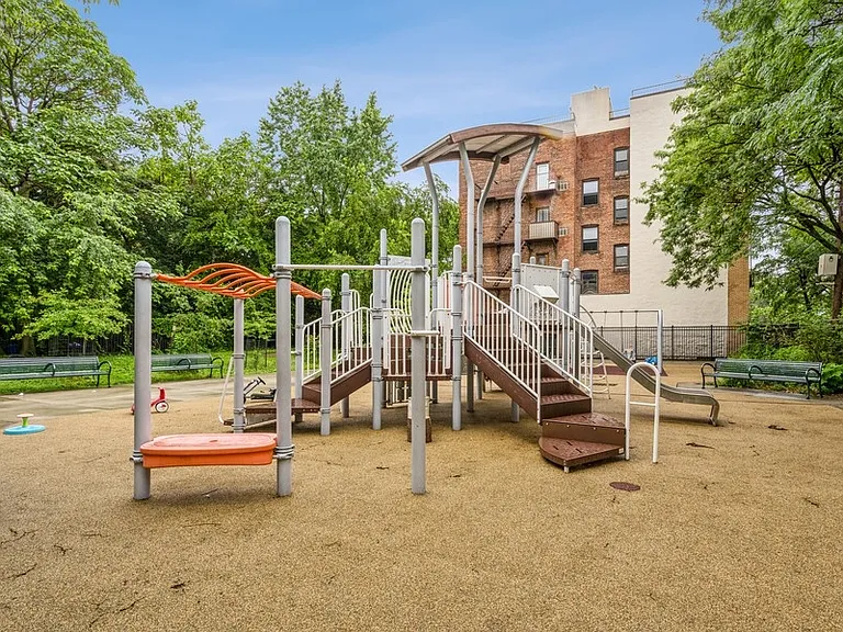 ogden ave playground