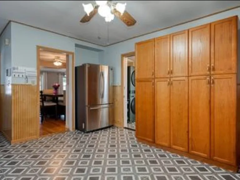 56 Greeley St — Photo 14