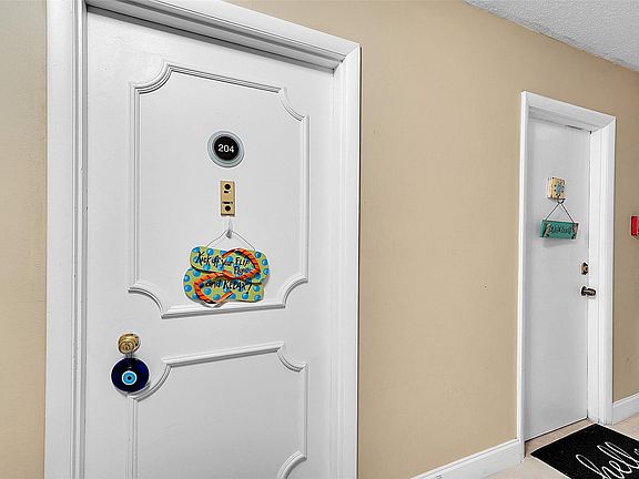 5th image of 1401 S Ocean Drive #204