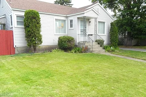 1524 W Jackson Ave Photo 1