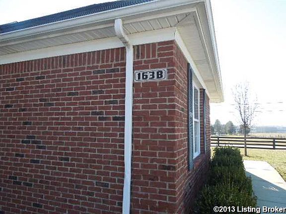 2nd image of 163 Michelle Dr Unit B