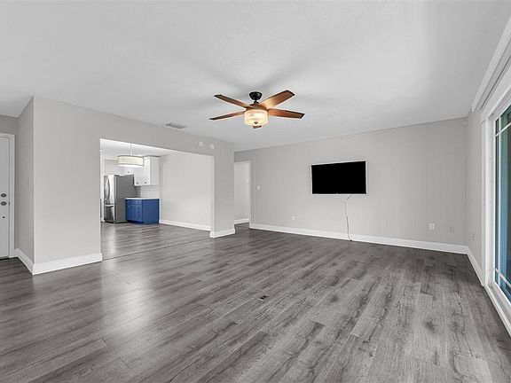5th image of 4214 LAKE UNDERHILL ROAD #C