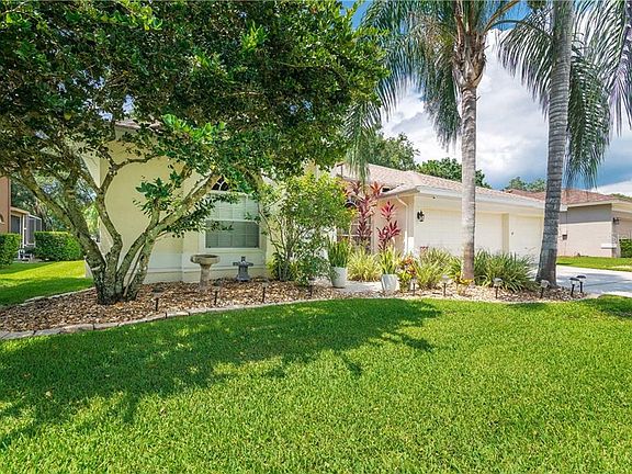 4th image of 15736 Muirfield Dr