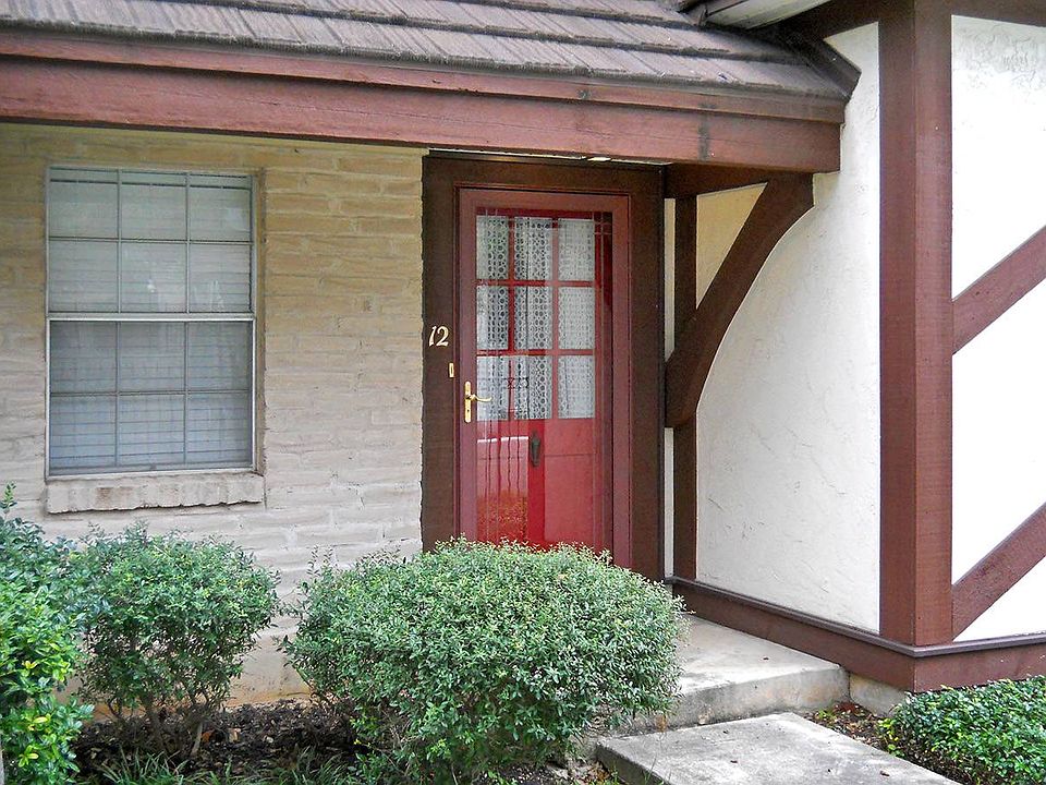 1st image of 8715 Starcrest Dr