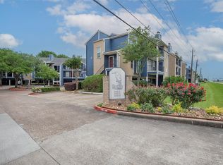 18511 Egret Bay Blvd APT 307, Houston, TX 77058