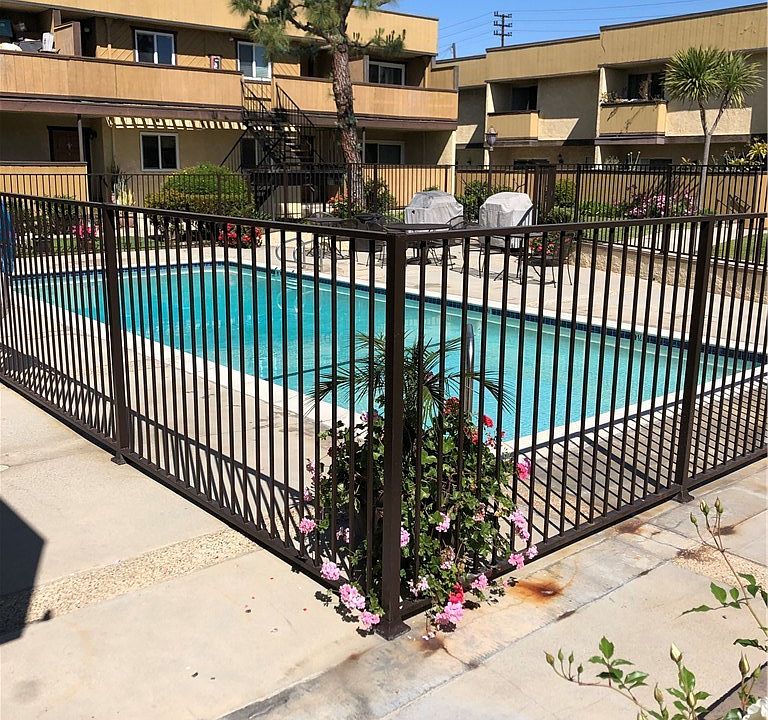 1st image of 434 W 223rd St Unit 115