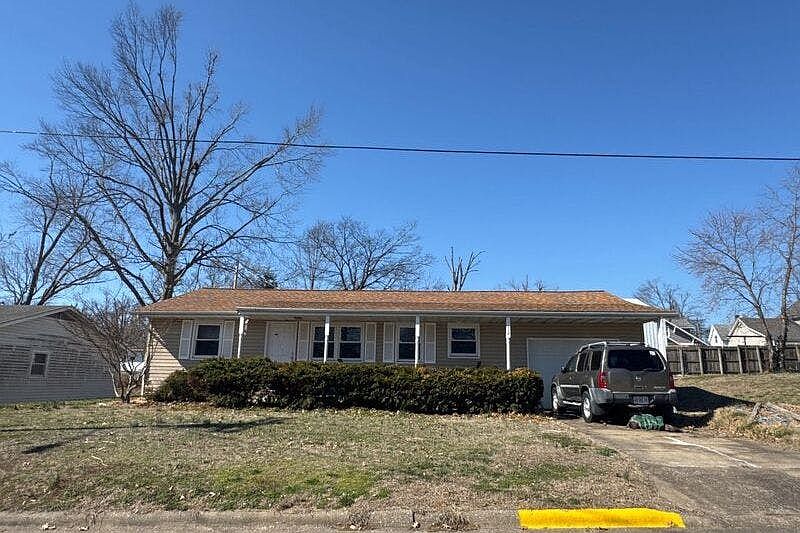 1st image of 114 Edwards St