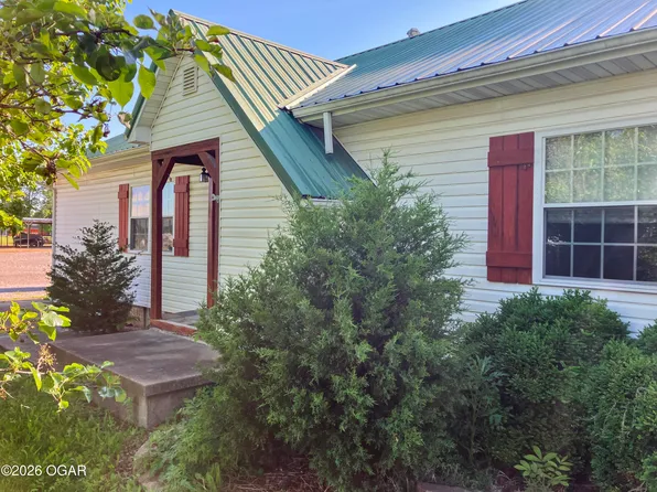 1060 S Us Highway 69, Pittsburg, KS 66762