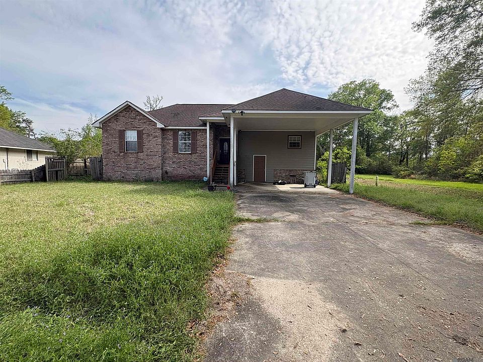 1st image of 4410 Greenwood Ln