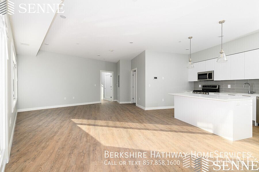 1st image of 46 Medford St #201