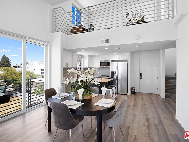 1055 S Serrano Ave #505 — Photo 9