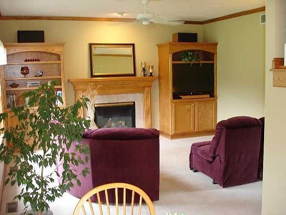 2nd image of 2189 Burcham Dr