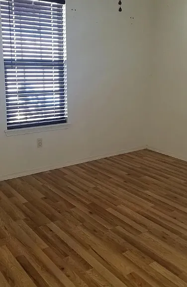 2700 Ries Ln — Photo 8