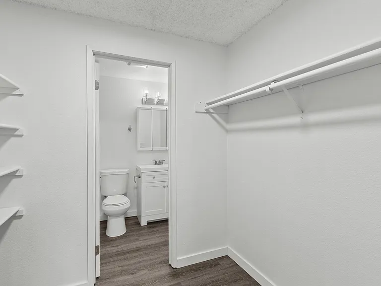 Brix Apartments — Photo 26