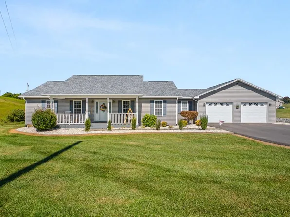 982 Honeycutt Dam Rd, Woodlawn, VA 24381