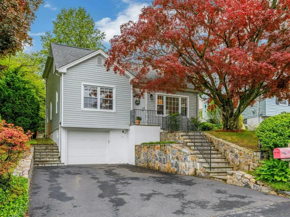 5 Livingston Avenue, Valhalla, NY 10595