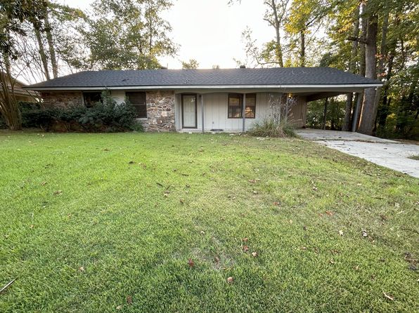 15 Carolyn Rd