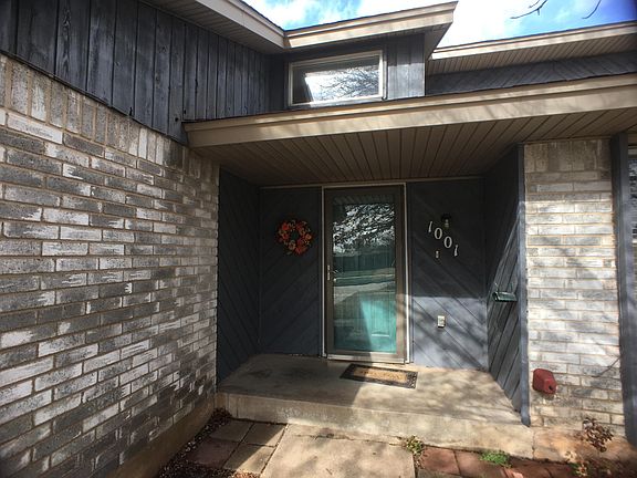 2nd image of 1001 SE 11th St