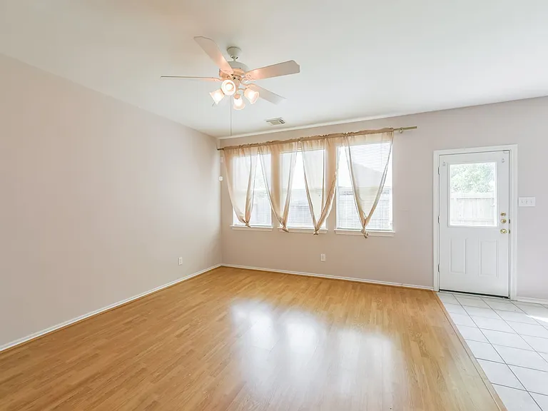 6326 Veranda Green Trl — Photo 7