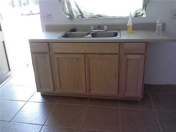 5th image of 754 Sandstone Dr