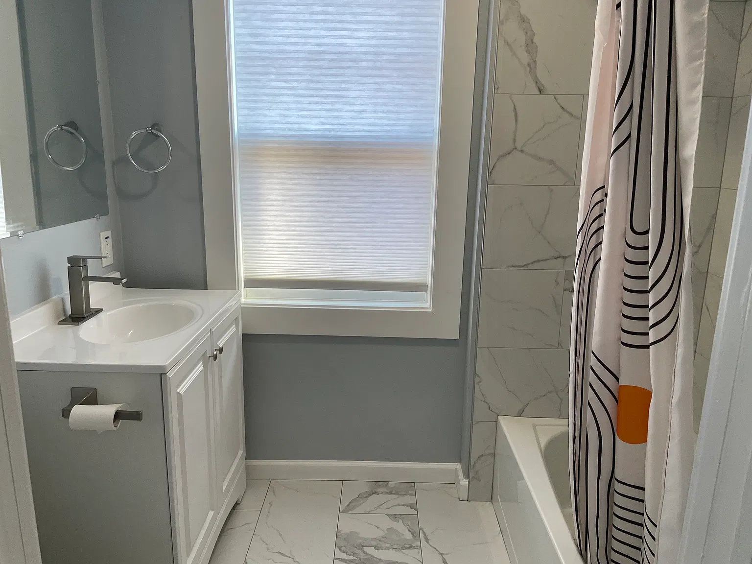 3 bed, 1200 sqft, $3,950 — Photo 4