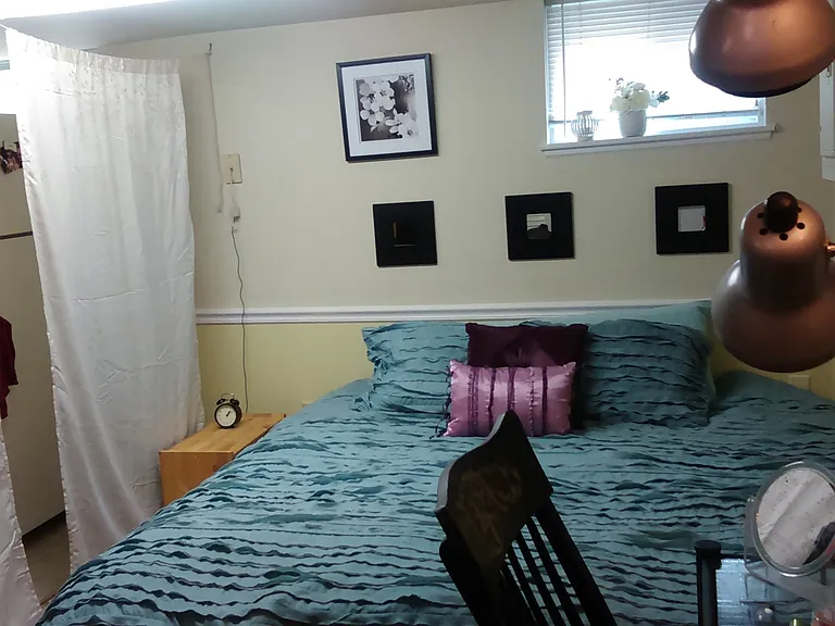 238 N Summit St — Photo 15