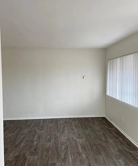 4313 49th St #6 — Photo 3