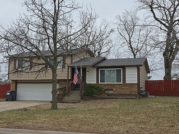 2nd image of 3153 N Cranberry St