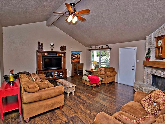 4th image of 126 Greenshire Dr