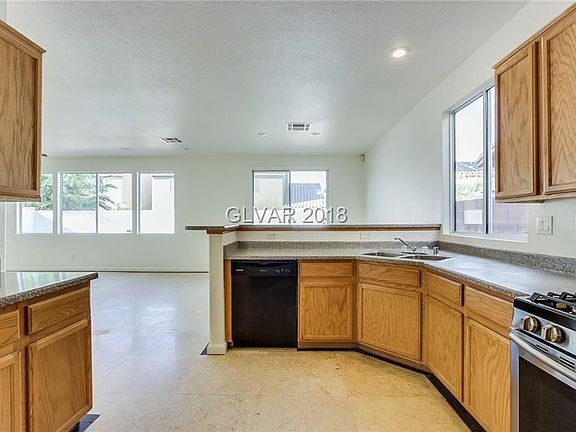 4th image of 3348 Back Country Dr