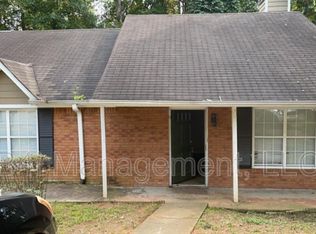 361 Farm Place Ct NE, Woodstock, GA 30188