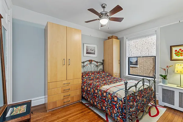 Sold by Compass | media 10