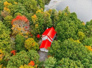 2862 Holleford Rd, South Frontenac, ON K0H 1W0