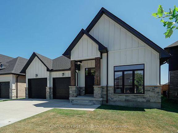 2nd image of 126 Aspen Cir