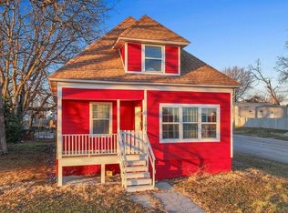 1101 Oak St, Carthage, MO 64836
