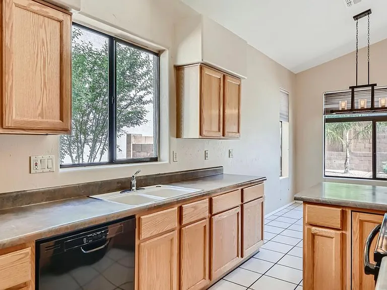 2920 N Sky Post Rd — Photo 13