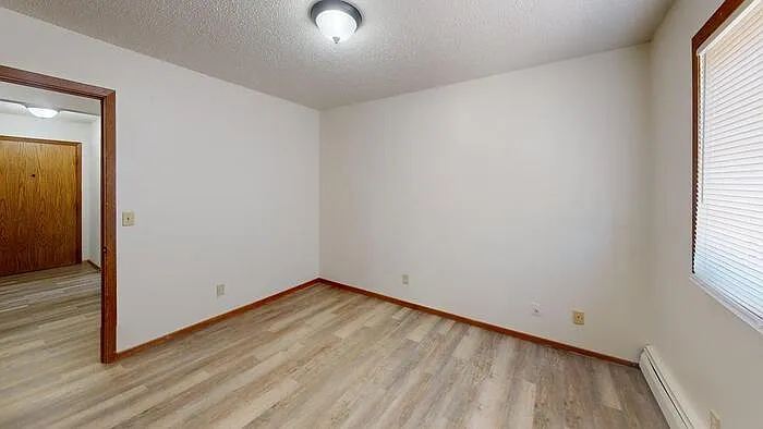 1100 Pleasant St #7 — Photo 2