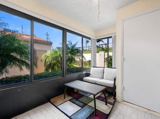 4800 Brittany Dr S APT 4, Saint Petersburg, FL 33715