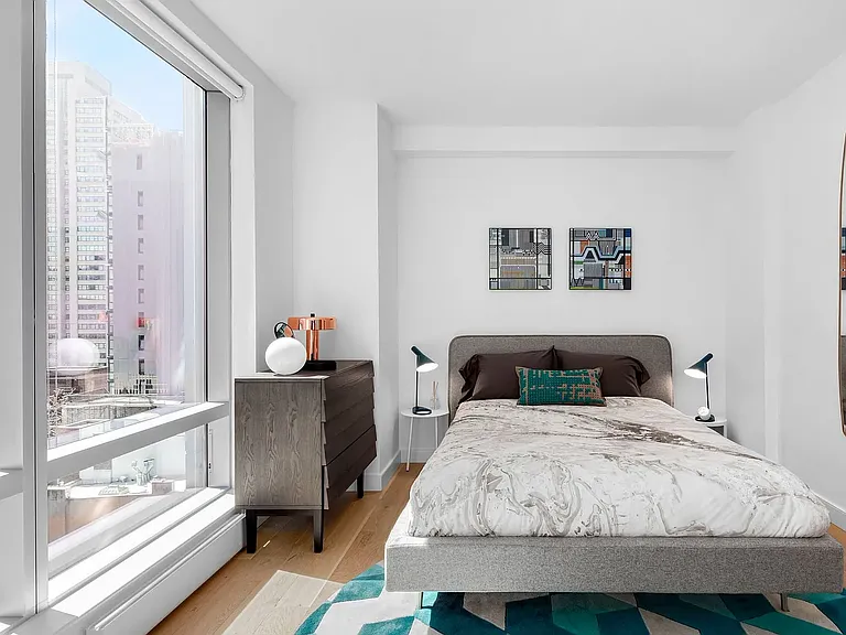 225 E 39th St #17B — Photo 4