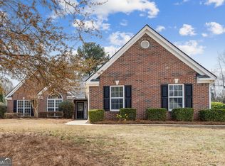 217 Blue Grass Dr, Jefferson, GA 30549