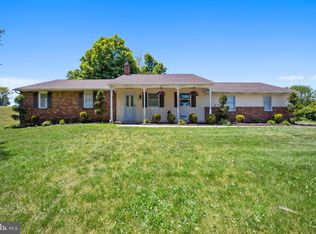 411 Mount Airy Dr, Quakertown, PA 18951