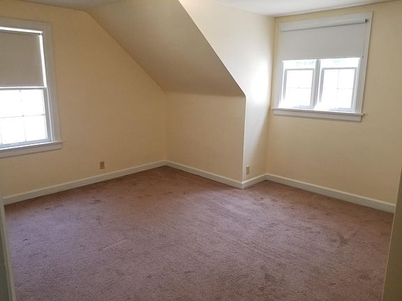 2nd Upstairs Bedroom