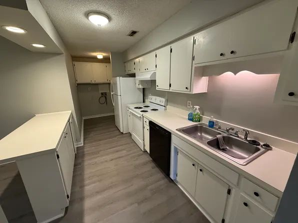 11 Donnell Ave #11, Havelock, NC 28532