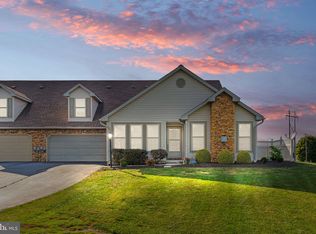 1361 Wellington Dr #D3, York, PA 17408