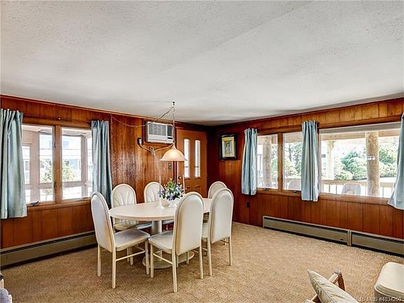 3rd image of 1007 Long Beach Blvd