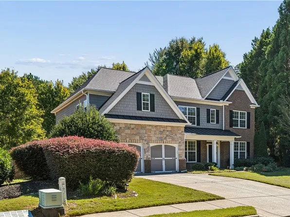 100 Northbrooke Trce, Woodstock, GA 30188