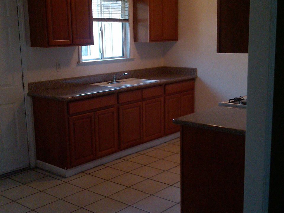 Unit D Kitchen