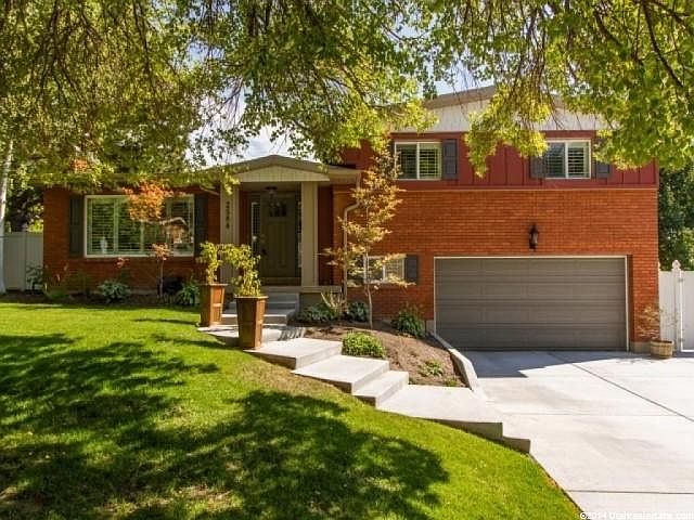 1st image of 2584 E Melony Dr